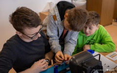 2026-03-24-WE-warsztaty-Technologie-kosmiczne-dla-początkujących-SPwBiałowieży-fot-Iryna-Mikhno-PB