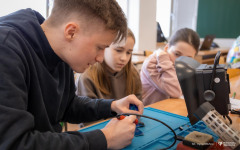 2026-03-24-WE-warsztaty-Technologie-kosmiczne-dla-początkujących-SPwBiałowieży-fot-Iryna-Mikhno-PB