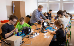 2026-03-24-WE-warsztaty-Technologie-kosmiczne-dla-początkujących-SPwBiałowieży-fot-Iryna-Mikhno-PB