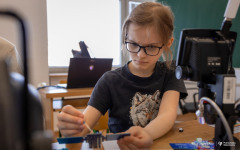 2026-03-24-WE-warsztaty-Technologie-kosmiczne-dla-początkujących-SPwBiałowieży-fot-Iryna-Mikhno-PB