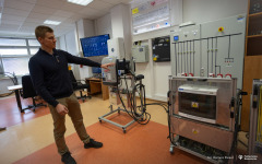 2026-04-28-Otwarcie-Laboratorium-Urządzeń-Wielkoprądowych-na-WE-fot-Dariusz-Piekut-PB