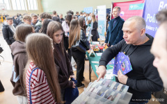 2026-02-12-Targi-edukacyjne-w-Łosicach-fot-Dariusz-Piekut-PB