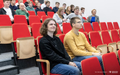 2024-11-28-It-is-English-fot-Dariusz-Piekut