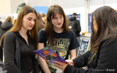 025-03-27-Targi-edukacyjne-w-Augustowie-fot-Dariusz-Piekut-PB