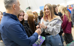 025-03-27-Targi-edukacyjne-w-Augustowie-fot-Dariusz-Piekut-PB