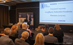 2025-03-20-Certyfikat-Doskonałości-Kształcenia-dla-kierunku-automatyka-i-robotyka-fot-Maciej-Giedrojć-Juraha
