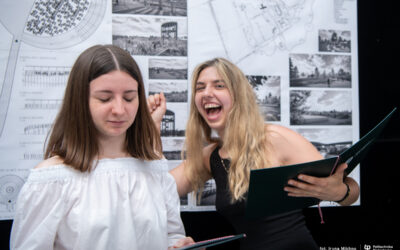 Dolores Domżalska i Adrianna Dylewicz, studentki kierunku architektura na Wydziale Architektury Politechniki Białostockiej zaprojektowały kładkę edukacyjną dla Narwiańskiego Parku Narodowego