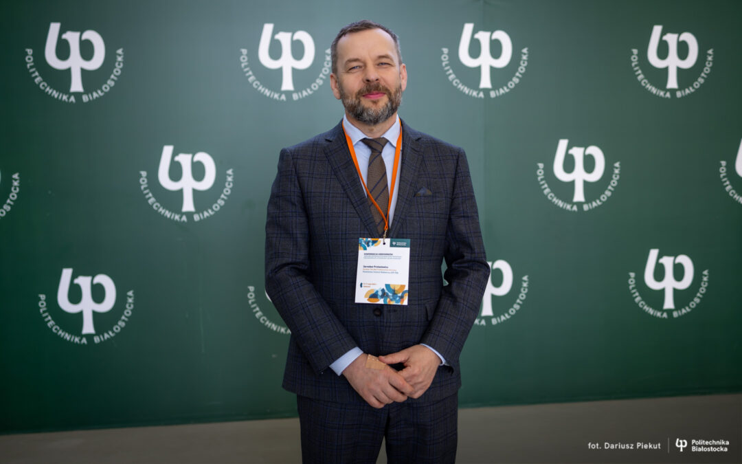 Jestem dumny, że studiowałem w Politechnice Białostockiej – dr hab. inż. Jarosław Protasiewicz kieruje Ośrodkiem Przetwarzania Informacji PIB