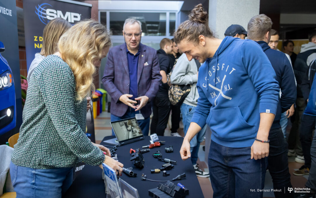 Stypendia przemysłowe dla studentów Wydziału Elektrycznego Politechniki Białostockiej. Dzień Fundatorów