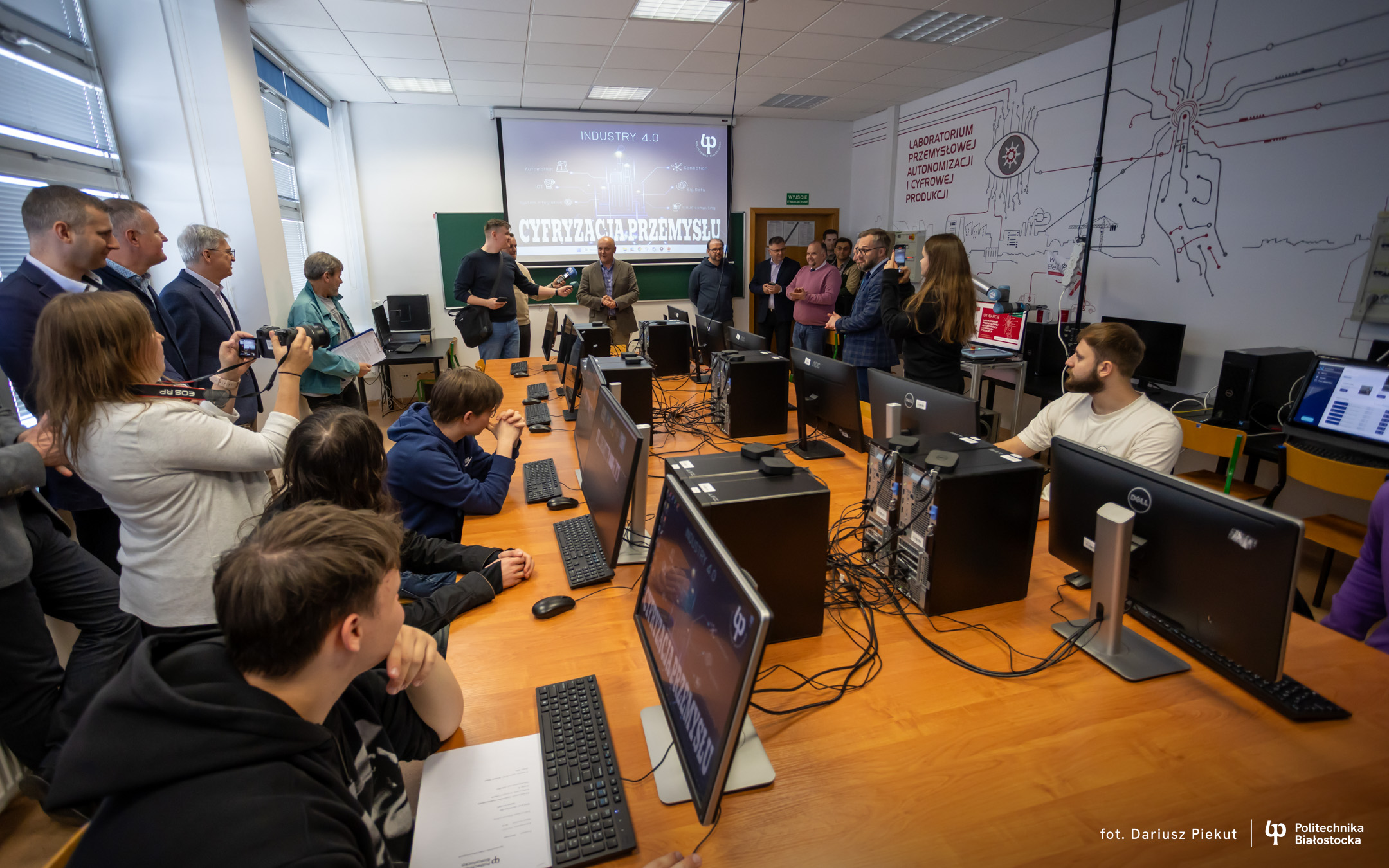 Politechnika Białostocka otworzyła Laboratorium Przemysłowej Autonomizacji i Cyfrowej Produkcji