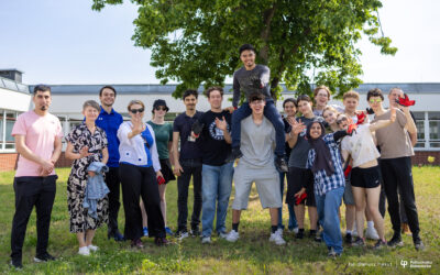 Wolontariusze ze świata zazieleniają kampus Politechniki Białostockiej
