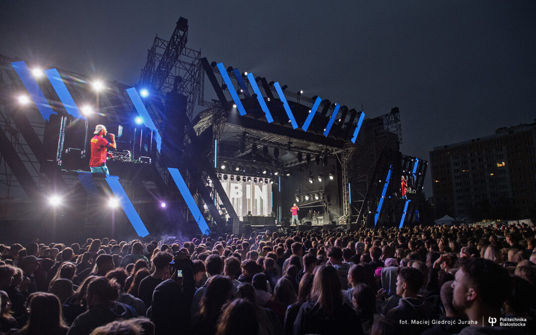 025-09-13-Dla-Ciebie-Festiwal-na-Politechnice-Białostockiej-fot-Maciej-Giedrojć-Juraha-PB