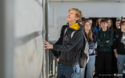 Augustowskie Centrum Edukacyjne poznawało kierunki budownictwo i informatyka. Maturzyści z Augustowa w Politechnice Białostockiej