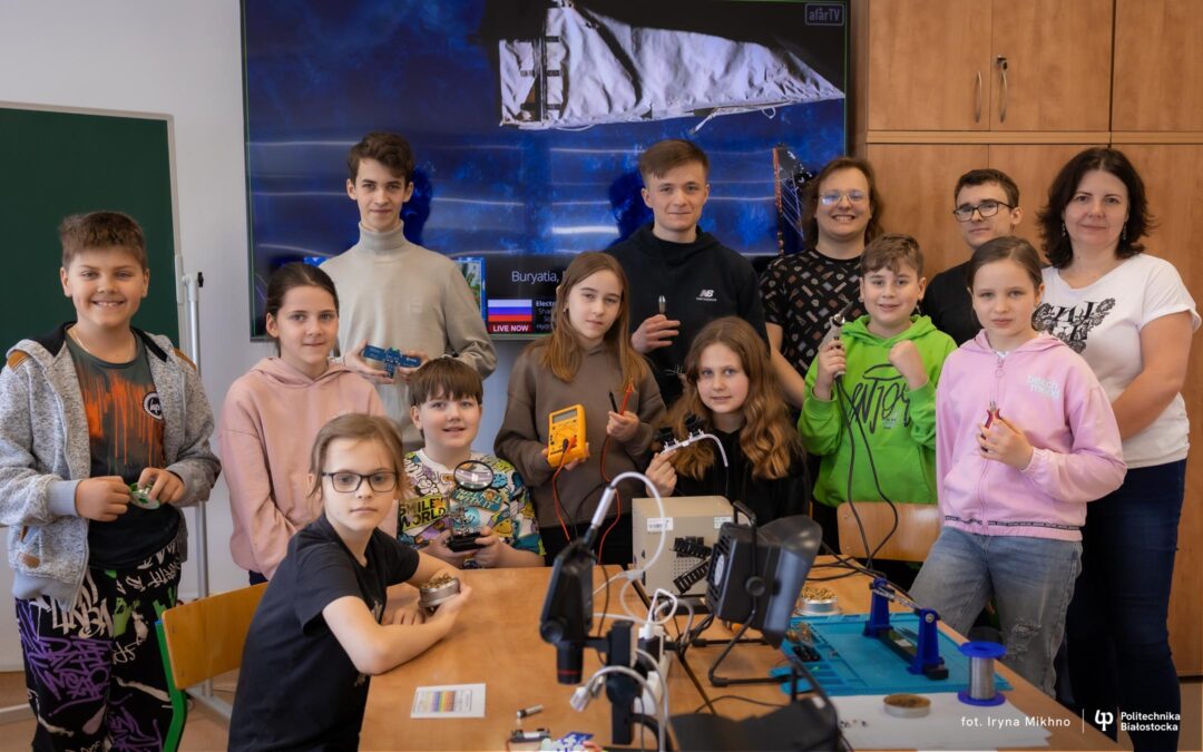 2026-03-24-WE-warsztaty-Technologie-kosmiczne-dla-początkujących-SPwBiałowieży-fot-Iryna-Mikhno-PB (1)