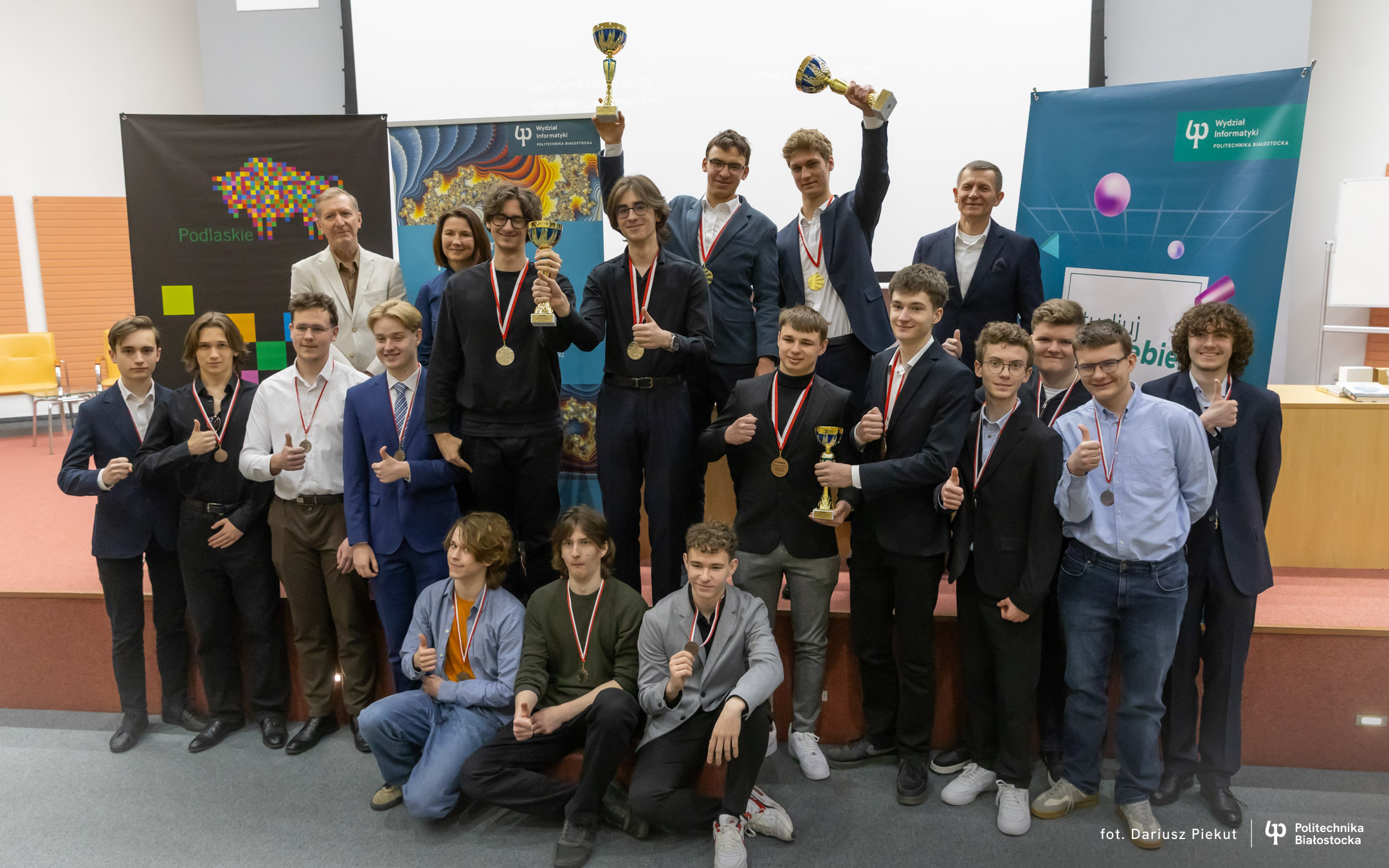 grupa laureatów konkursu matematyka stosowana